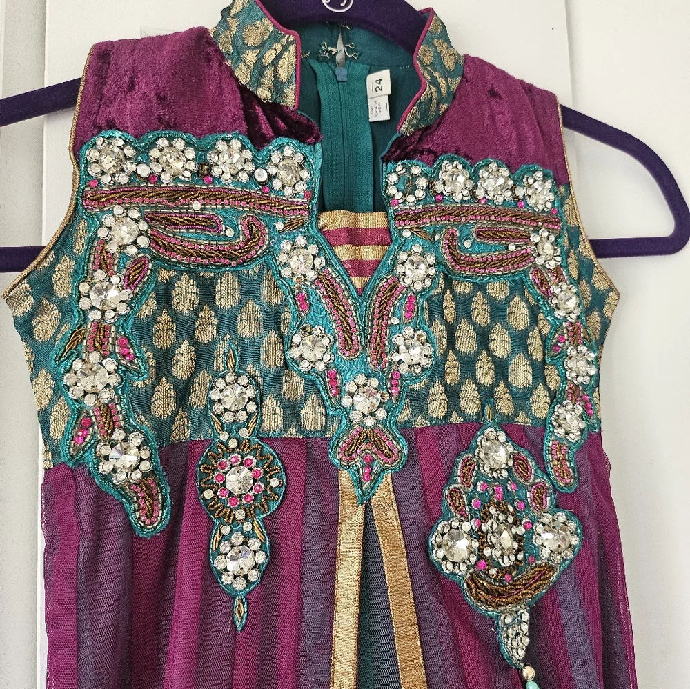 Girls Indian Jewel Toned Dress, India Size 24